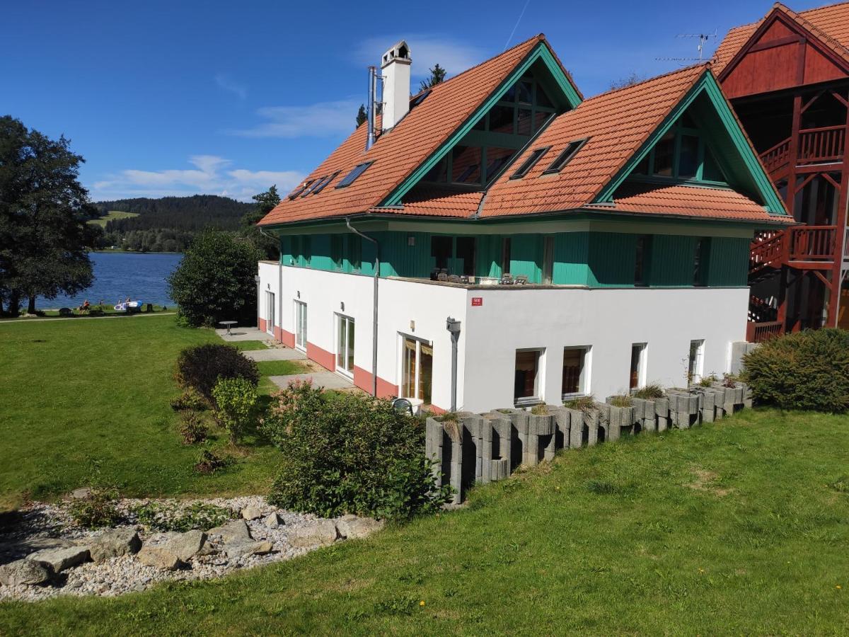 Appartamento Lipno Riviéra - Myši v botě Lipno nad Vltavou Esterno foto