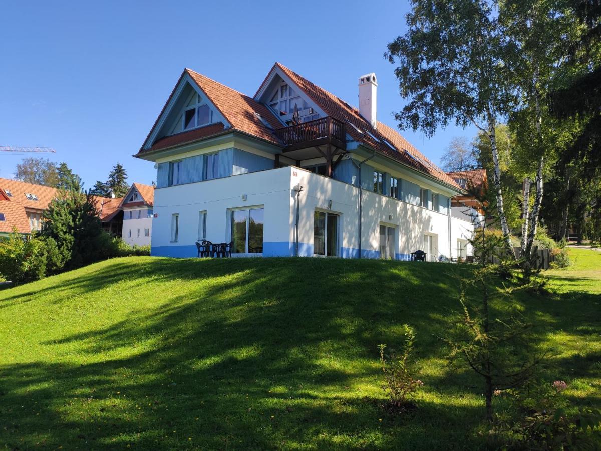 Appartamento Lipno Riviéra - Myši v botě Lipno nad Vltavou Esterno foto